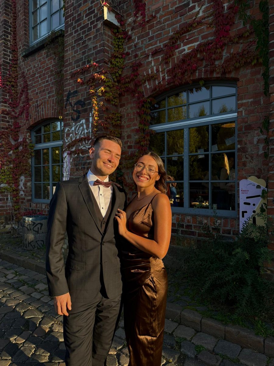 Clara und Jonathan im Abendlicht